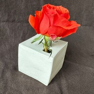 Cute & Quirky Ceramic Cube Bud Vase